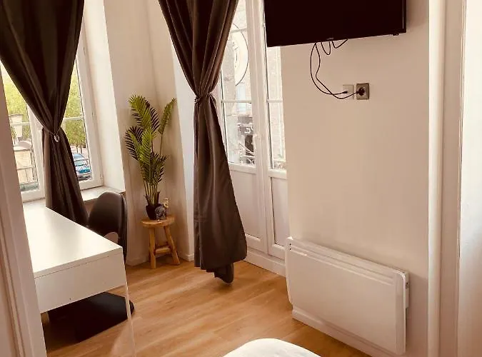 ベッド・アンド・ブレックファスト Saint Michel ポントルソン